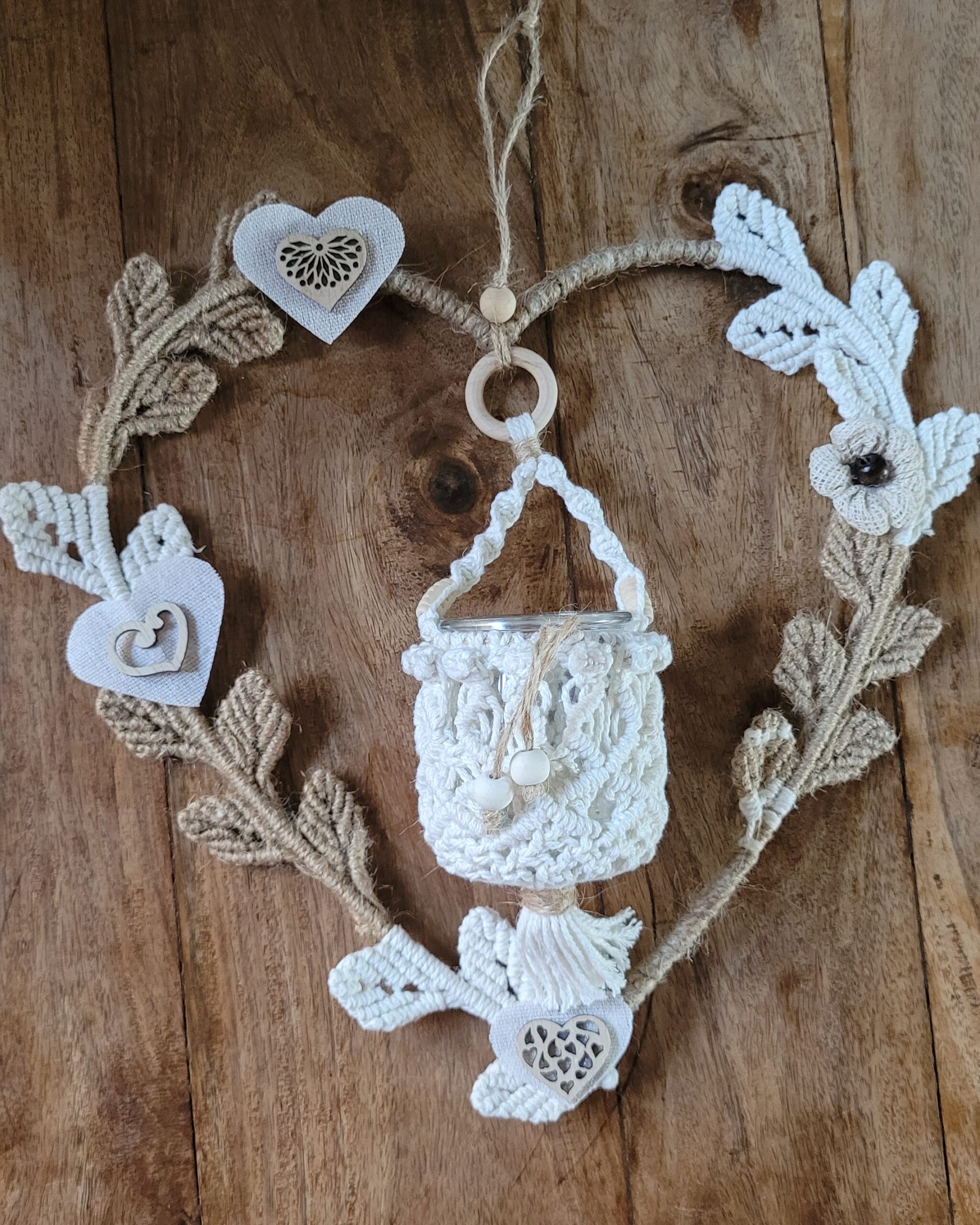 Suspension Cœur Bohème et son Soliflore en Macramé